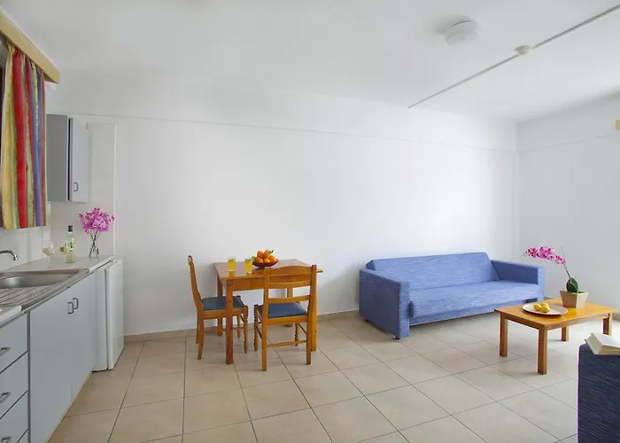 Aparthotel Paloma 3*